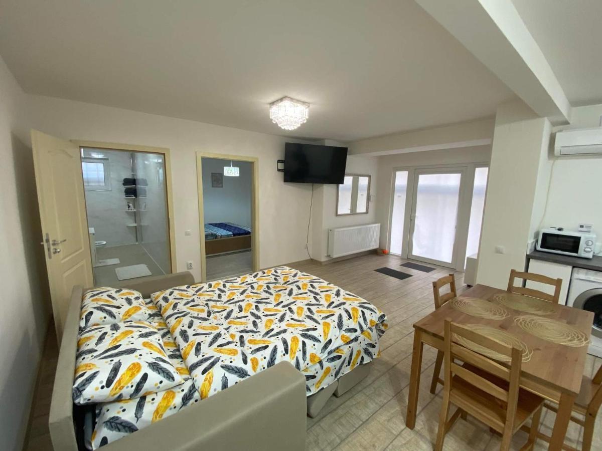 The Best Apartament Central Hunedoara Exterior foto
