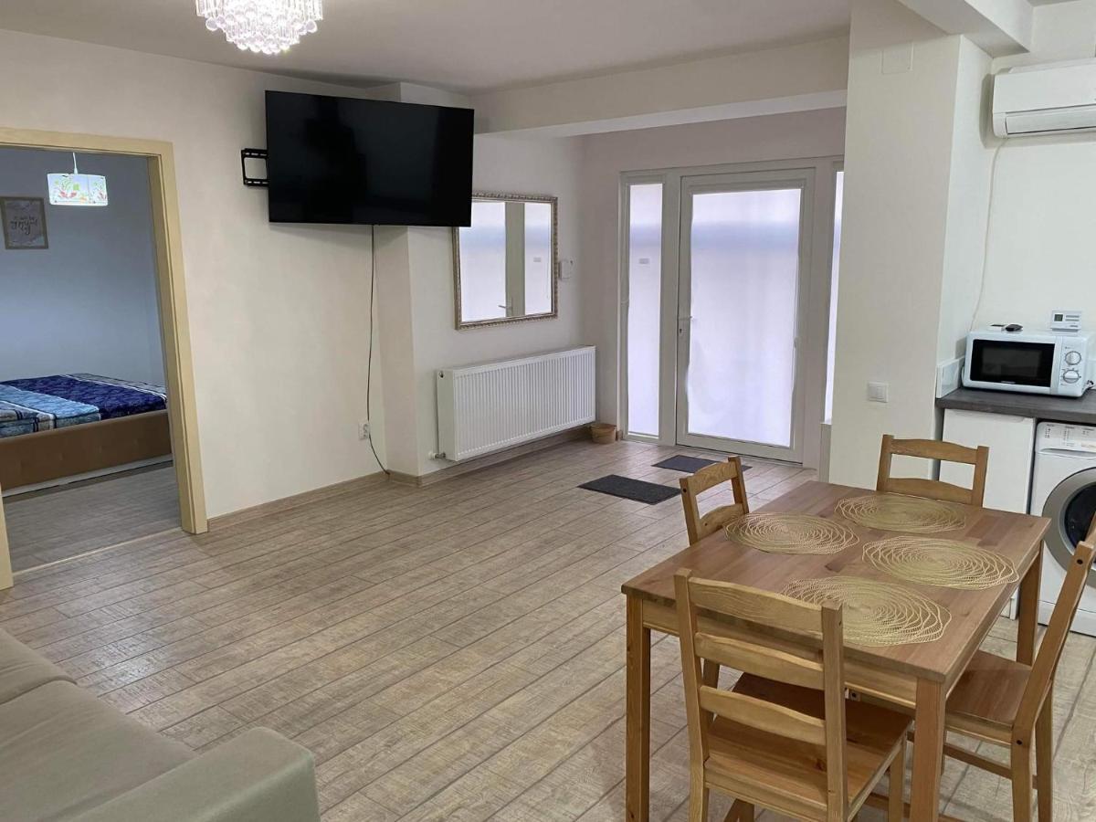 The Best Apartament Central Hunedoara Exterior foto